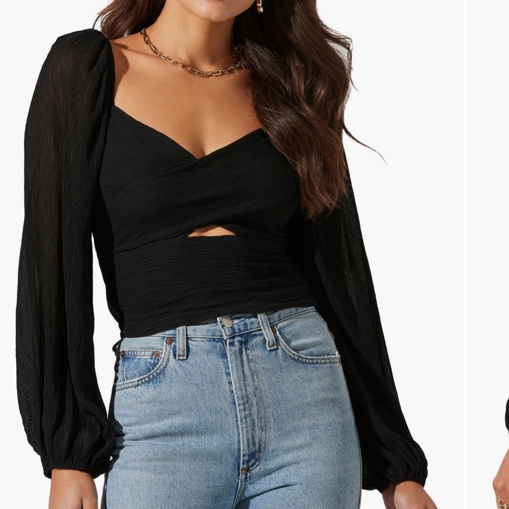 Astr Black Crinkle Front Wrap Top